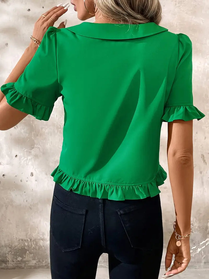 Isolde – Elegant Short Sleeve Blouse
