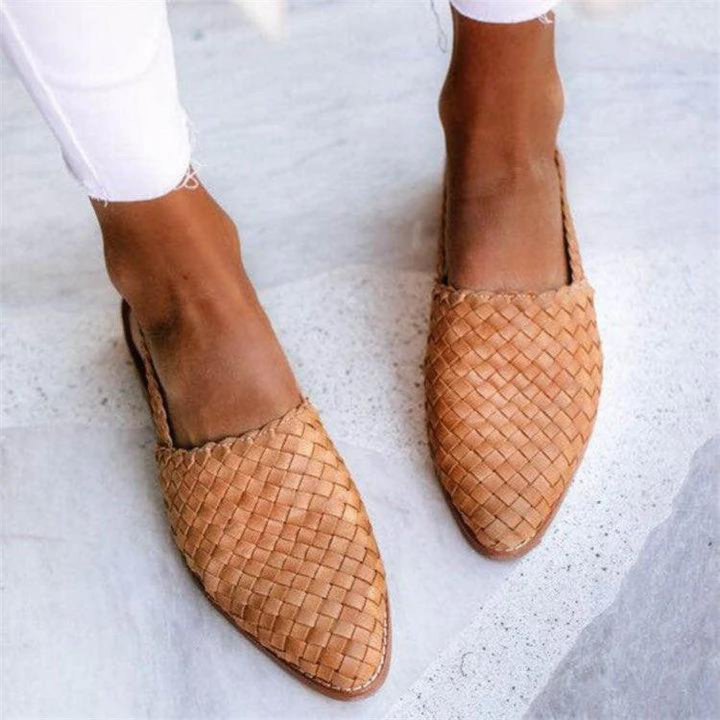 Zahara – Handcrafted Flat Sandals