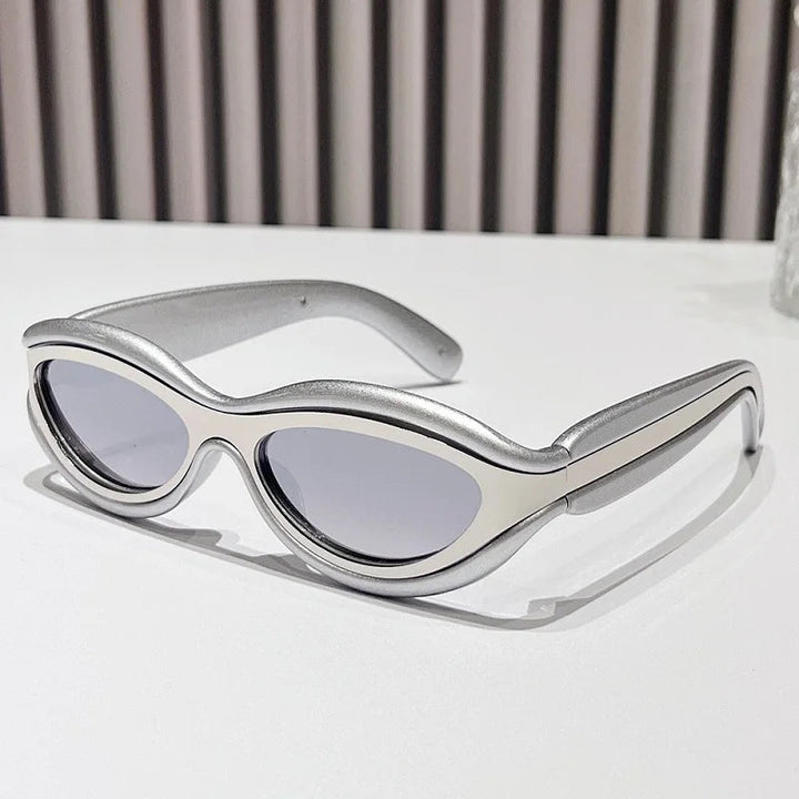 Velora Eyewear – Elegant & Bold
