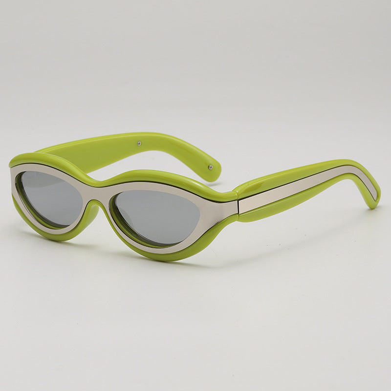 Velora Eyewear – Elegant & Bold