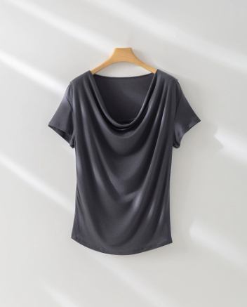 Milae – Clean Cut O-Neck